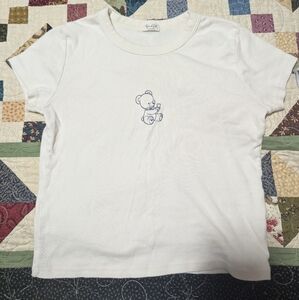 BRANDY MELVILLE BEAR BABY TEE